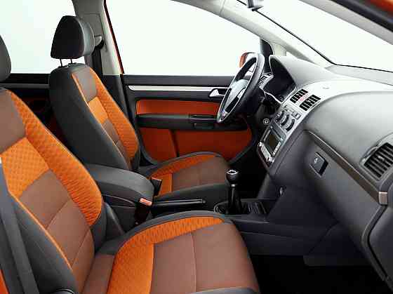 Volkswagen Touran Cross Facelift 2.0 TDI 103kW Таллин
