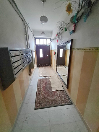 Fasādes māja, renovēta māja, slēgts pagalms, iespēja nomāt autostāvvietu, ieeja no ielas, Rīga - foto 20