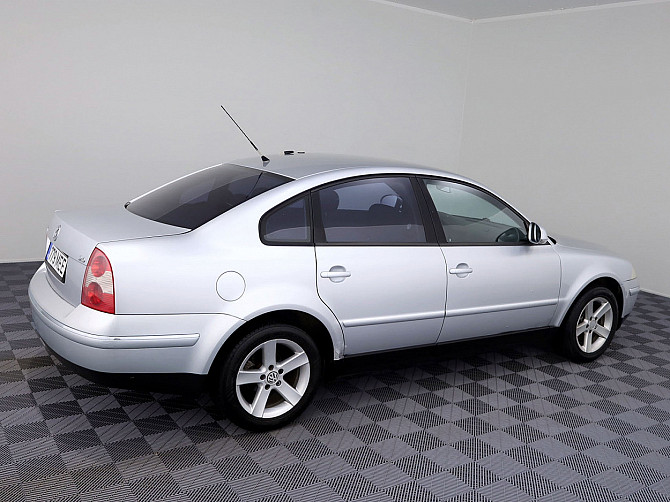 Volkswagen Passat Comfortline 2.0 96kW Таллин - изображение 3