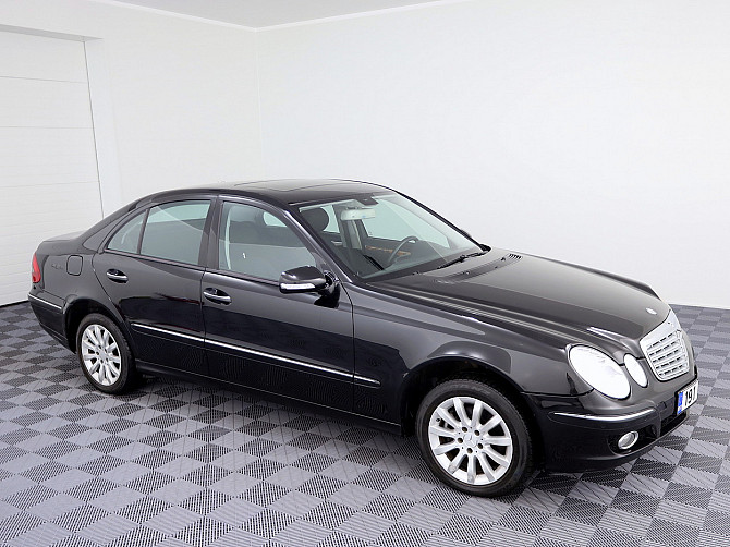 Mercedes-Benz E 200 Elegance Facelift ATM 1.8 135kW Tallina - foto 1