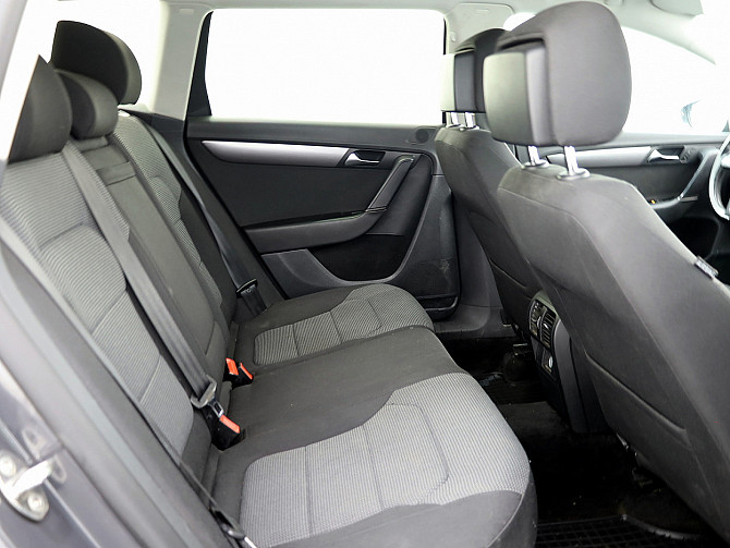 Volkswagen Passat Variant Comfortline 1.4 110kW Таллин - изображение 7