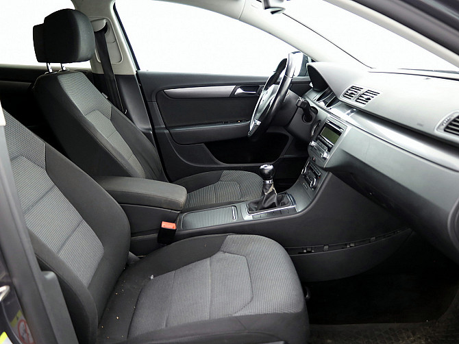 Volkswagen Passat Variant Comfortline 1.4 110kW Таллин - изображение 6