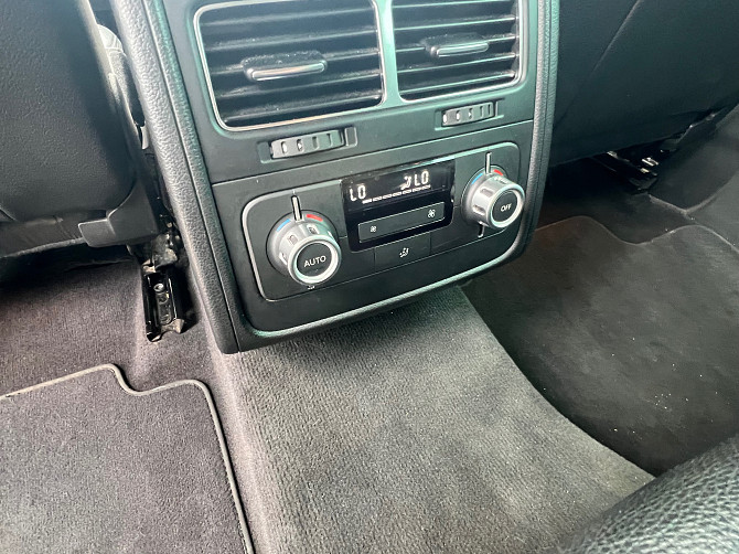 Vw Touareg 2011 3.0d Автомат 8Ст. Rīga - foto 6
