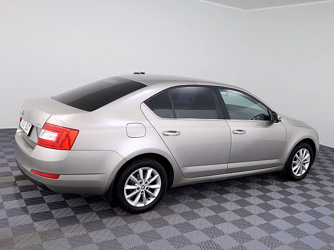 Skoda Octavia Comfortline 1.2 77kW Tallina - foto 3