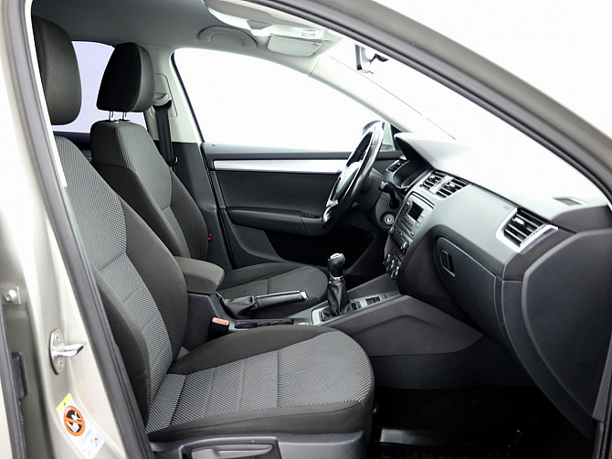 Skoda Octavia Comfortline 1.2 77kW Tallina - foto 6