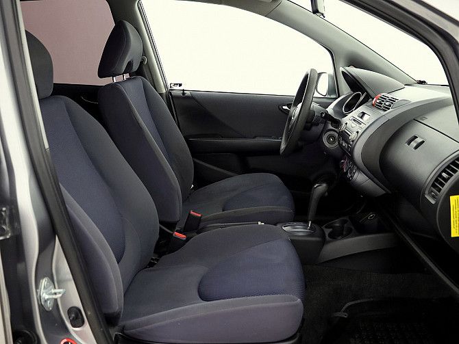 Honda Jazz Elegance ATM 1.3 61kW Таллин - изображение 6