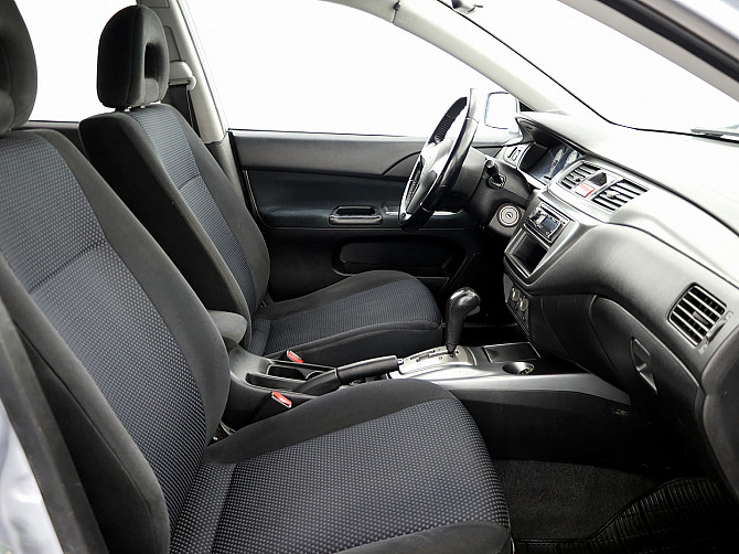 Mitsubishi Lancer Sport LPG ATM 1.6 72kW Tallina - foto 6