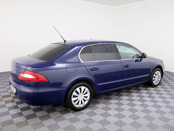 Skoda Superb Comfortline 1.8 118kW Таллин - изображение 3