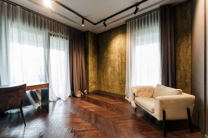Elpu aizraujoša dzīve virs pilsētas jumtiem  premium dzīvoklis projektā Philosophers Rīga - foto 1