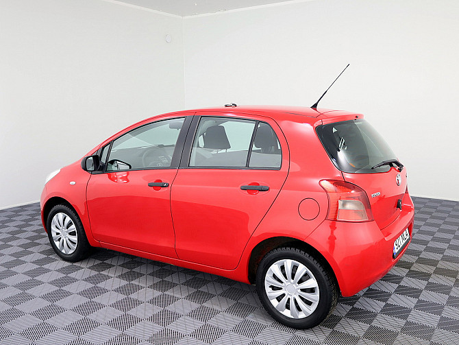 Toyota Yaris Linea Sol A-C 1.3 64kW Tallina - foto 4