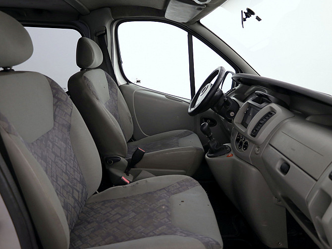 Opel Vivaro Passenger 1.9 CDTi 74kW Tallina - foto 6