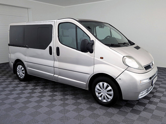 Opel Vivaro Passenger 1.9 CDTi 74kW Tallina - foto 1
