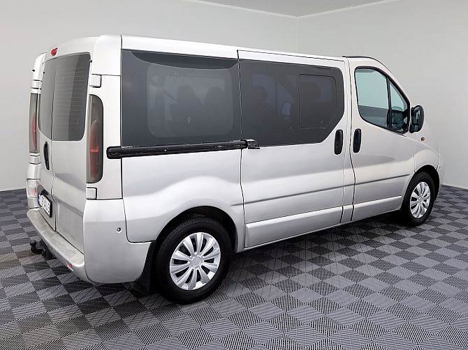 Opel Vivaro Passenger 1.9 CDTi 74kW Tallina - foto 3