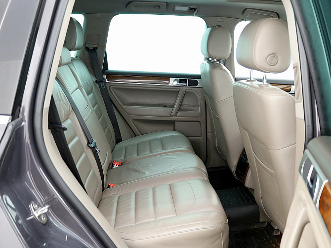 Volkswagen Touareg Highline Facelift ATM 3.0 TDI 165kW Tallina - foto 7