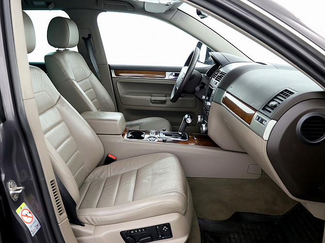 Volkswagen Touareg Highline Facelift ATM 3.0 TDI 165kW Tallina - foto 6