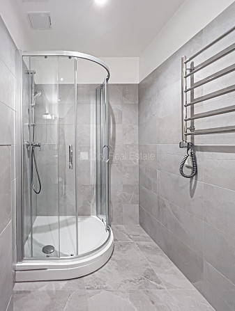 Pagalma ēka, renovēta māja, apsaimniekošanas maksa mēnesī 126,94 EUR, slēgts pagalms, Rīga - foto 16