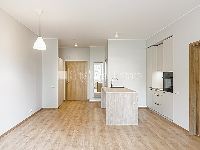 Pagalma ēka, renovēta māja, apsaimniekošanas maksa mēnesī 126,94 EUR, slēgts pagalms, Rīga - foto 7