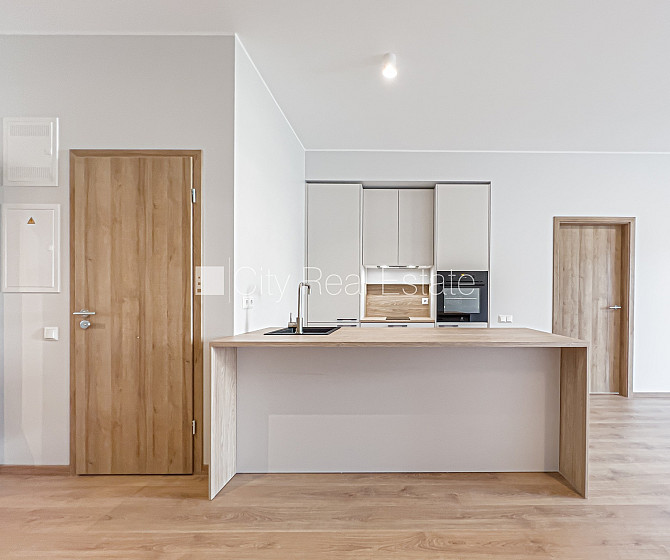 Pagalma ēka, renovēta māja, apsaimniekošanas maksa mēnesī 126,94 EUR, slēgts pagalms, Rīga - foto 10