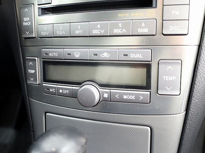 Toyota Avensis Linea Sol Facelift ATM 2.0 108kW Tallina - foto 8