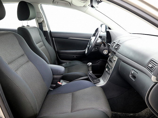 Toyota Avensis Linea Sol Facelift 2.0 108kW Таллин - изображение 6