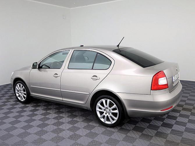 Skoda Octavia Comfortline Facelift ATM 1.2 77kW Таллин - изображение 4
