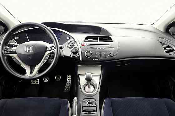 Honda Civic Elegance 1.8 103kW Tallina