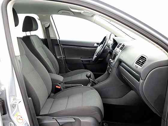 Volkswagen Golf Variant Comfortline 1.2 77kW Таллин