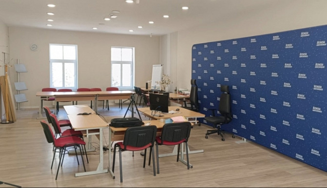 Piedāvājumā birojs pašā Rīgas centrā - Barona ielā 34!  + Svaigi renovēta ēka; + Logi Rīga - foto 3