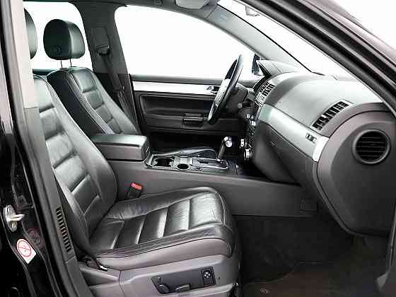 Volkswagen Touareg Highline ATM 2.5 TDI 128kW Tallina