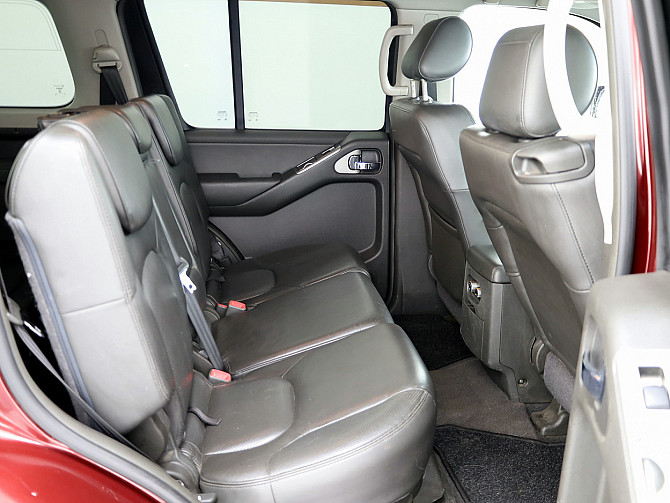 Nissan Pathfinder Luxury ATM 2.5 dCi 128kW Tallina - foto 7