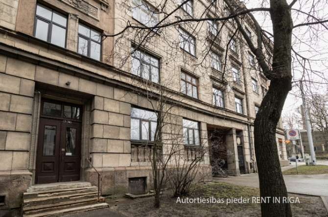 Предлагаем в аренду уютную 1 -комнатную квариру в центре города.  Не высокие Рига - изображение 9