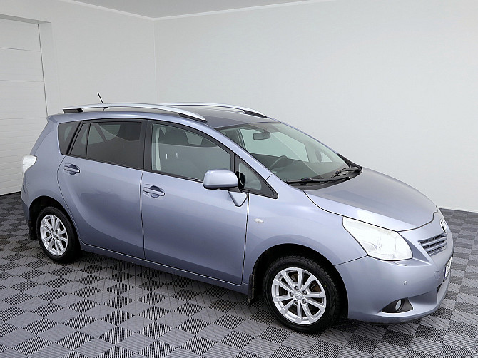 Toyota Verso Linea Sol ATM 1.8 108kW Таллин - изображение 1