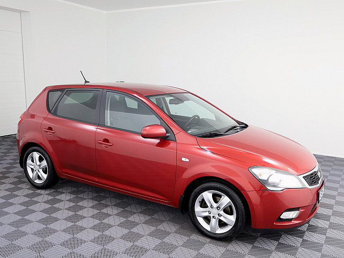 Kia Ceed Elegance Facelift ATM 1.6 CRDi 85kW Таллин - изображение 1