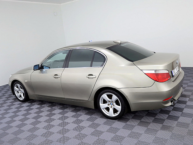 BMW 520 Executive ATM 2.2 125kW Tallina - foto 4