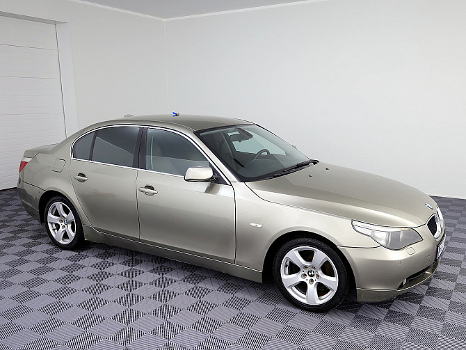 BMW 520 Executive ATM 2.2 125kW Tallina - foto 1
