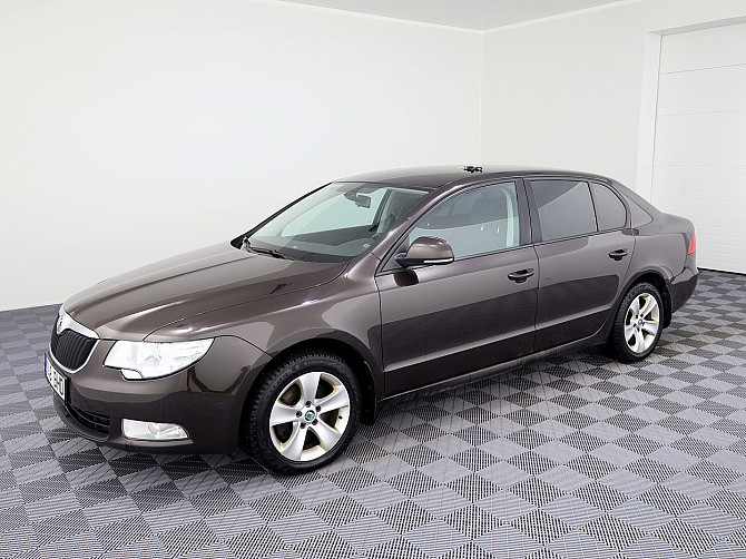 Skoda Superb Comfortline 1.4 92kW Tallina - foto 2