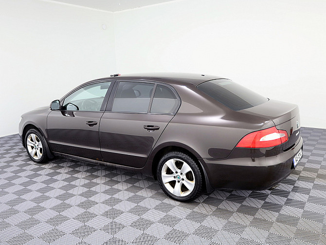 Skoda Superb Comfortline 1.4 92kW Tallina - foto 4
