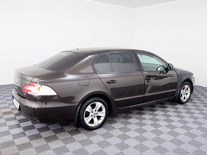 Skoda Superb Comfortline 1.4 92kW Tallina - foto 3