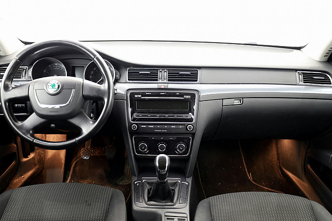Skoda Superb Comfortline 1.4 92kW Tallina - foto 5