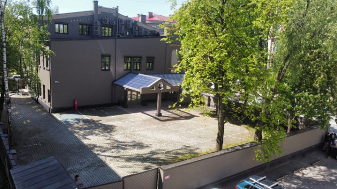 Atsevišķa ēka ar privātu teritoriju/ stāvvietām centrā.  Īpašumam ir lielisks potenciāls Rīga - foto 15