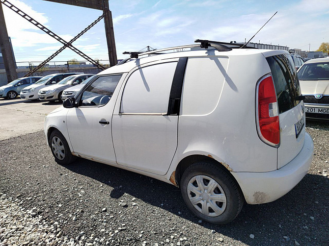 Skoda Praktik Van 1.2 63kW Tallina - foto 4