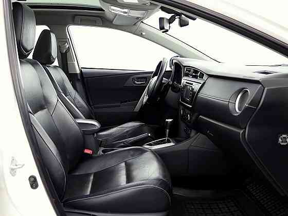 Toyota Auris Luxury LPG ATM 1.6 97kW Tallina