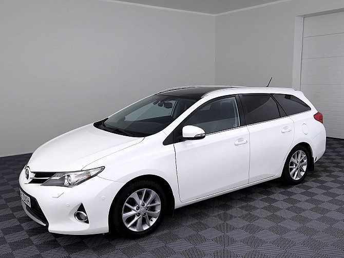 Toyota Auris Luxury LPG ATM 1.6 97kW Tallina - foto 2
