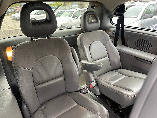 Chrysler Grand Voyager Limited Facelift ATM 2.8 CRD 110kW Таллин - изображение 8