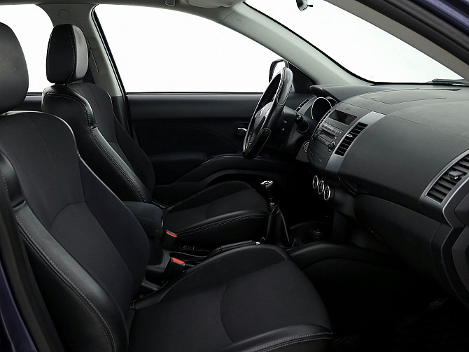 Citroen C-Crosser Luxury 4x4 2.4 125kW Tallina - foto 6