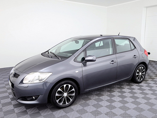 Toyota Auris Luxury 2.2 D-CAT 130kW Таллин - изображение 2
