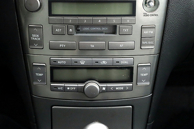 Toyota Avensis Luxury 2.0 D-4D 85kW Таллин - изображение 8