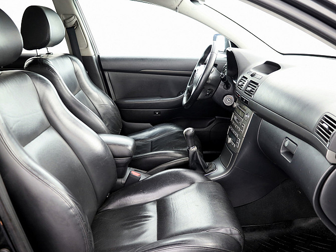 Toyota Avensis Luxury 2.0 D-4D 85kW Таллин - изображение 6