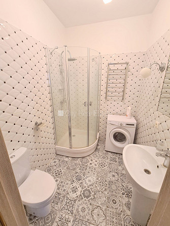 Studio tipa, virtuve apvienota ar istabu, augstie griesti, centrālā apkure, pilnā apdare, Rīga - foto 20