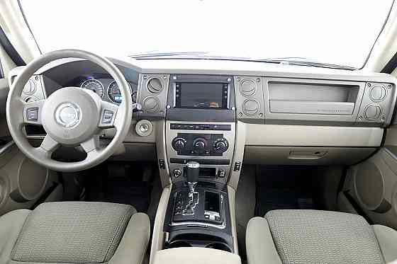 Jeep Commander Comfort 3.0 CRD 160kW Tallina